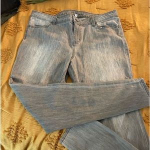 Jennifer Lopez jeans